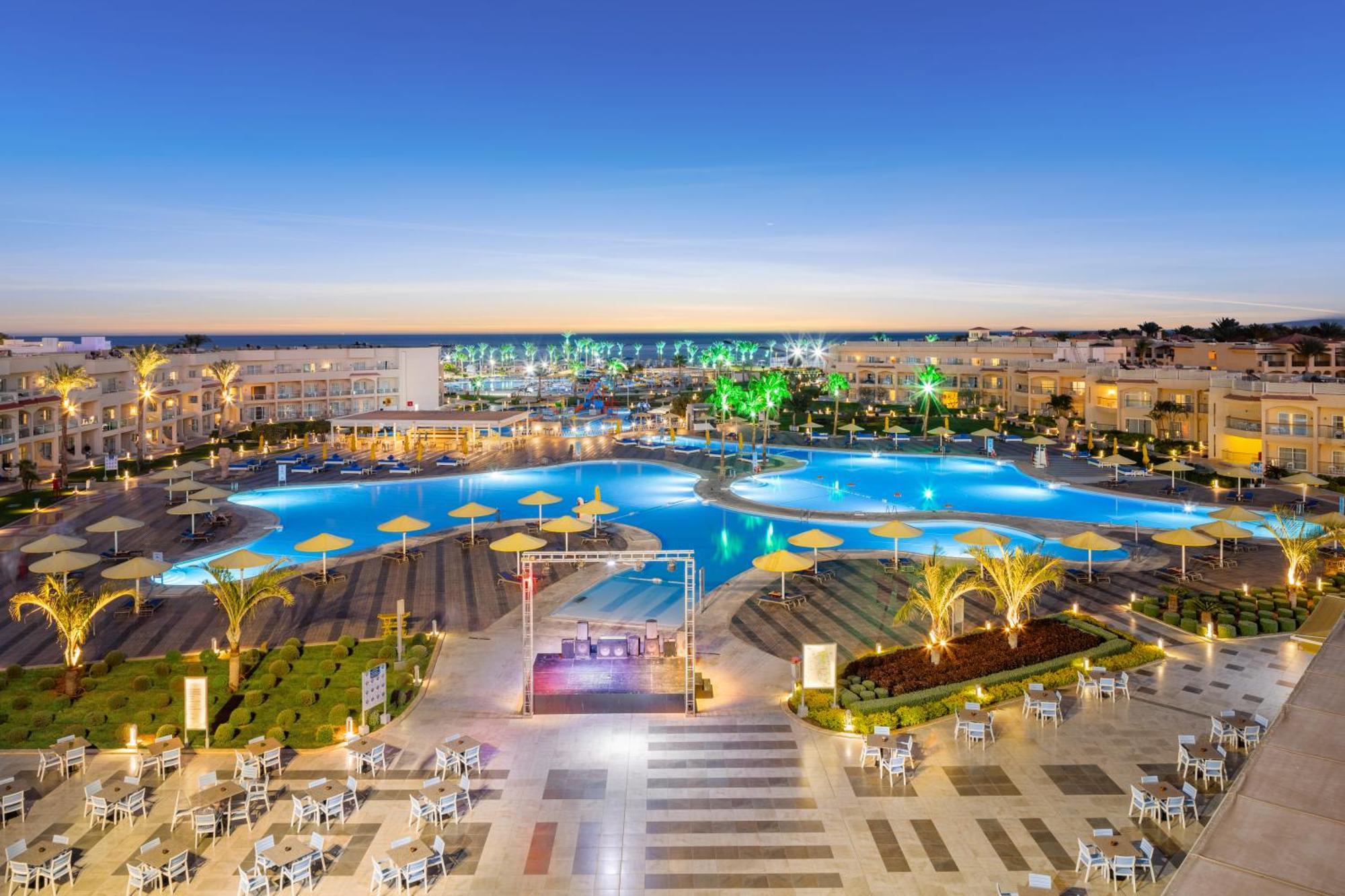 Pickalbatros Royal Moderna Sharm "Aqua Park" Hotel Exterior foto El Alamein